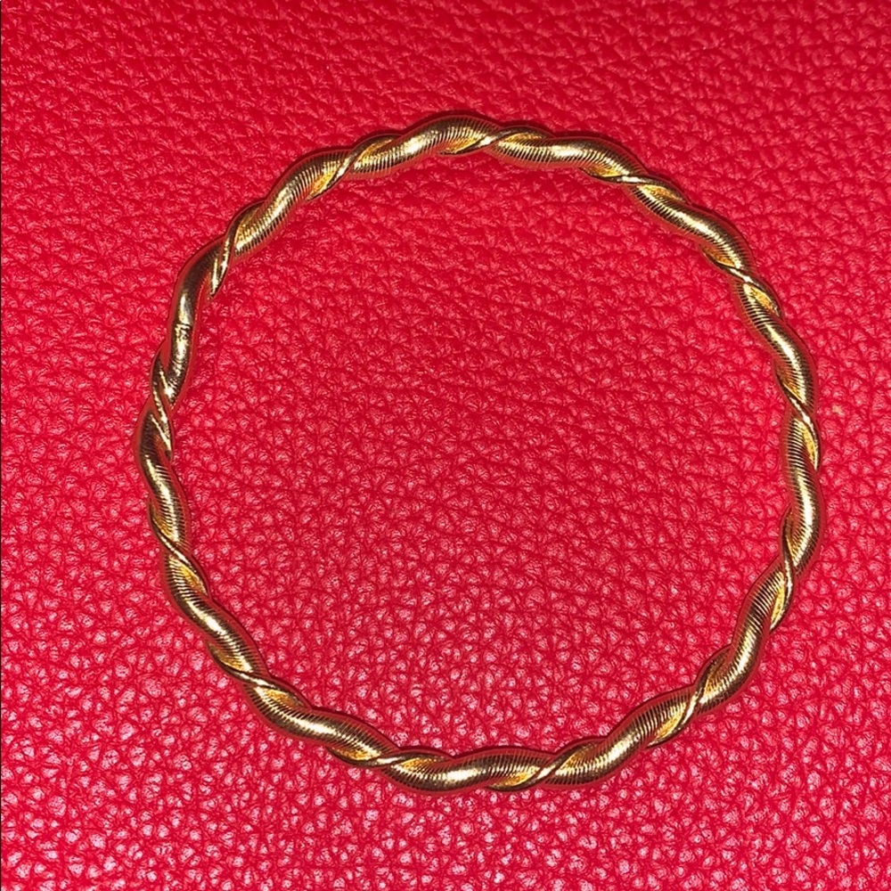 Twisted Bangle - Picture 2 of 3